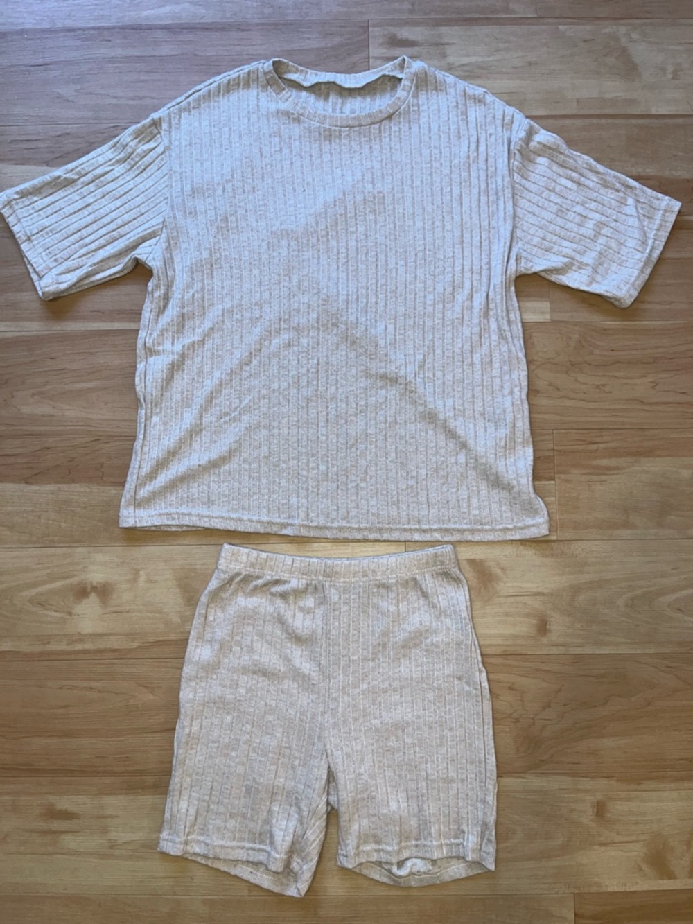 Ribbed Cream Lounge Travel Set